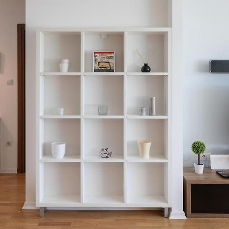 Spacious Apartment In Radnicka Business Zone - Free Parking Zágráb Kültér fotó